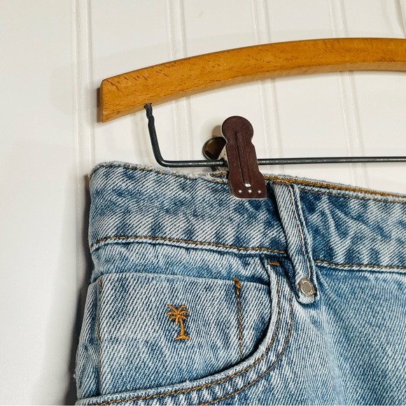 Thrills Erica Mid Rise Jean Cut Off Shorts - Picture 5 of 8